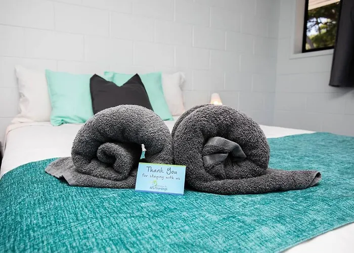 Airlie Sun & Sand Motel Accommodation #4